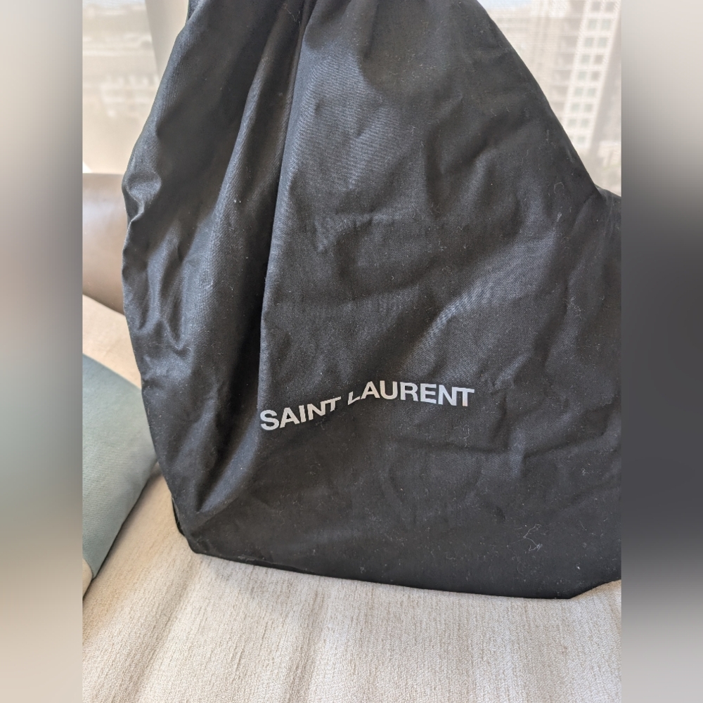 Saint Laurent Medium Sac De Jour Tan Calfskin Leather Tote Bag - Picture 9 of 13